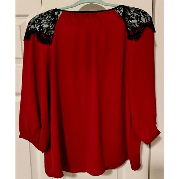 Crimson and Black Women's Blouse Size XL - Picture 9 of 9